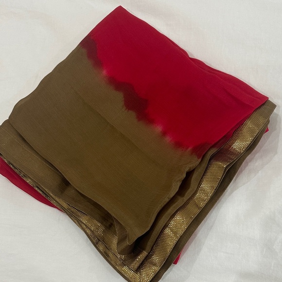 CUSTOM INDIAN ANARKALI RED AND GREEN - Picture 7 of 9